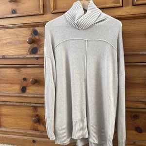 Banana Republic Merino Cashmere wool sweater size Large